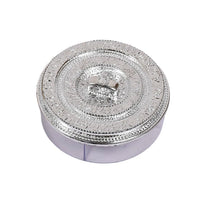 Detailed shot showing the secure lid of the snack storage container.