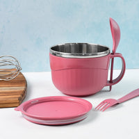 Apex noodle bowl showing secure leak-proof lid and ergonomic handle