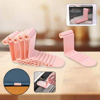 Universal bed sheet holder clip set securing mattress corner