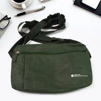 Adjustable strap and durable fabric of the pilgrimage shoulder bag.