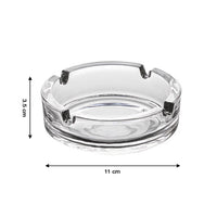 The classic design of this crystal glass ashtray adds sophistication.