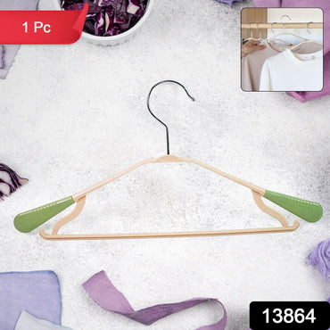Close-up of the robust zinc-plated steel hook on the garment hanger.