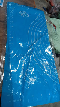 Detailed view of the smooth, non-slip surface texture of the silicone baking mat.