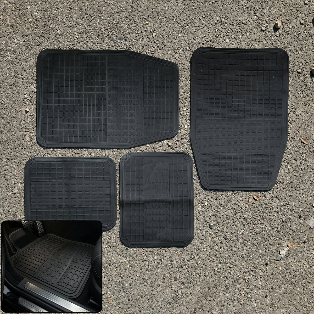 Set of 4 heavy-duty waterproof car floor mats with deep grooves for dust and mud protection