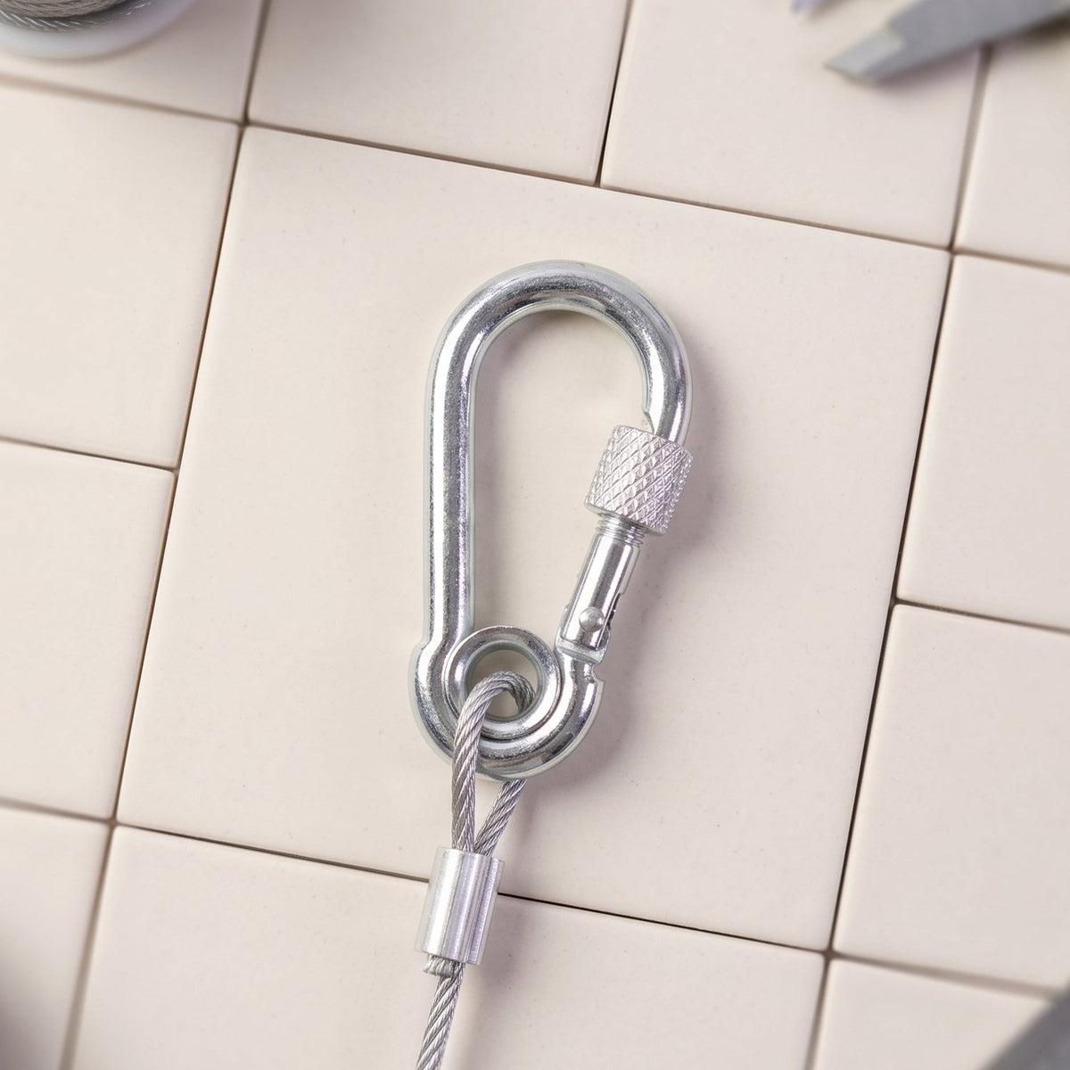 Clothesline wire hook detail