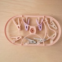 Hanger clips laundry use