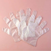 Disposable clear gloves suitable for cleaning and food tasks
