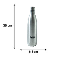 Vacuum insulated steel bottle with sleek look