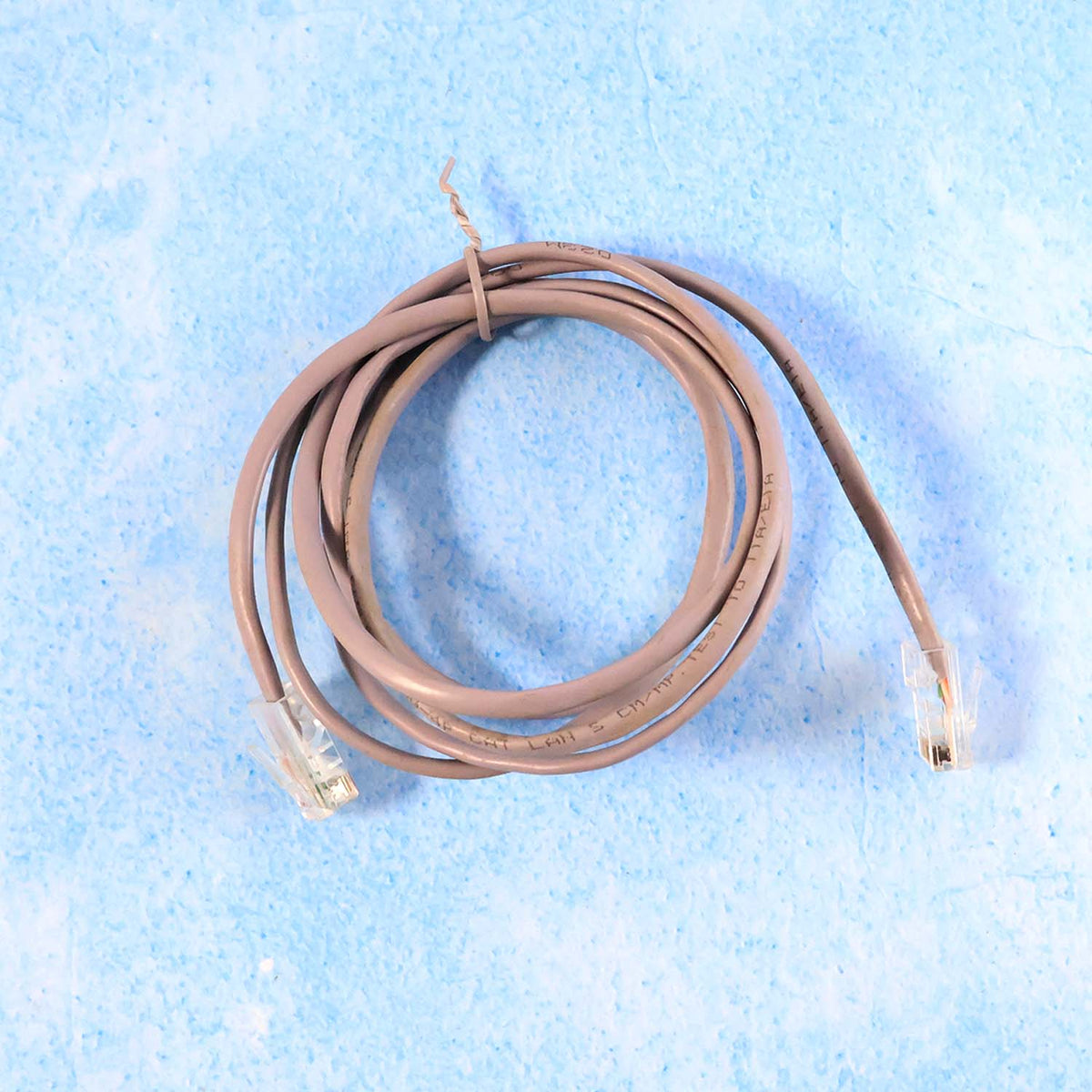 Durable Ethernet cable insulation and secure clips for stable connectivity